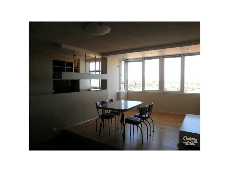 6E/12 Marine Parade, St Kilda VIC 3182