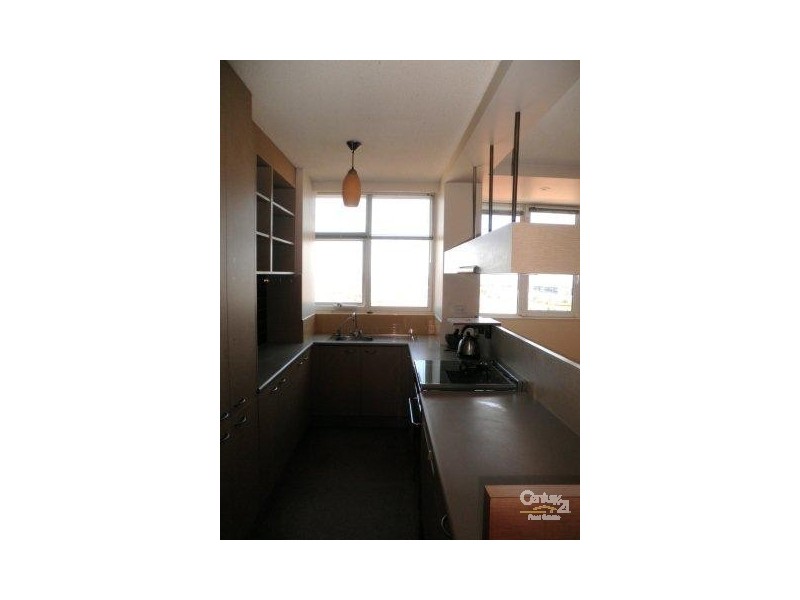 6E/12 Marine Parade, St Kilda VIC 3182