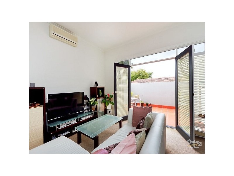 3/24 The Avenue, St Kilda East VIC 3183