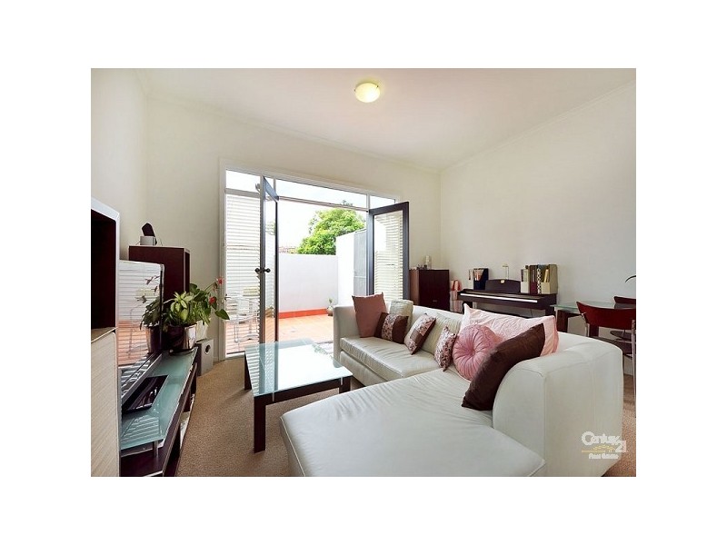 3/24 The Avenue, St Kilda East VIC 3183