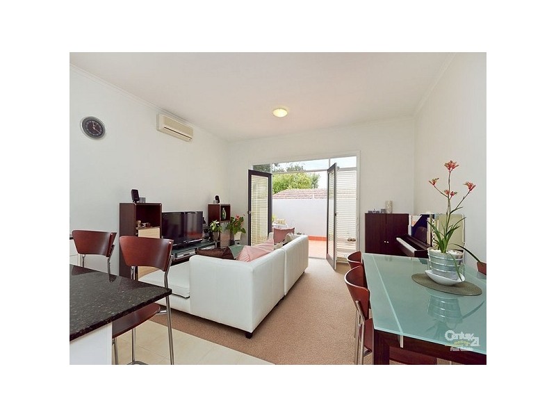 3/24 The Avenue, St Kilda East VIC 3183