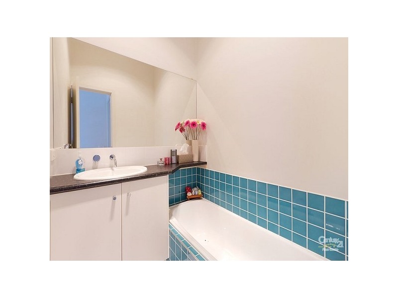 3/24 The Avenue, St Kilda East VIC 3183