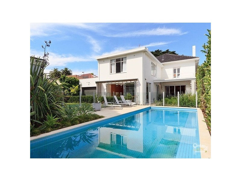 83 Lumeah Road, Caulfield North VIC 3161