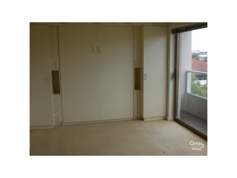 303/64 Wellington Street, St Kilda VIC 3182