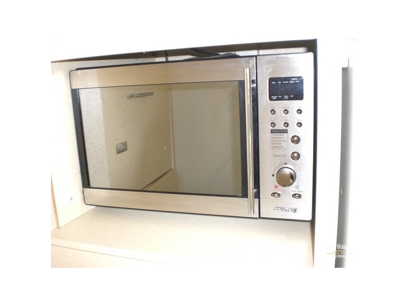 303/64 Wellington Street, St Kilda VIC 3182