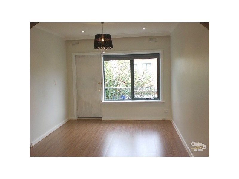 11/8 Hudson Street, Caulfield North VIC 3161