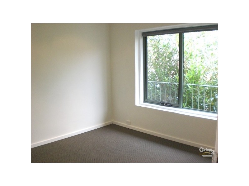 11/8 Hudson Street, Caulfield North VIC 3161