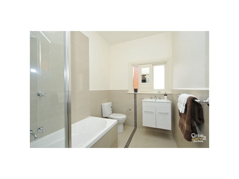 22 Shelley Street, Elwood VIC 3184