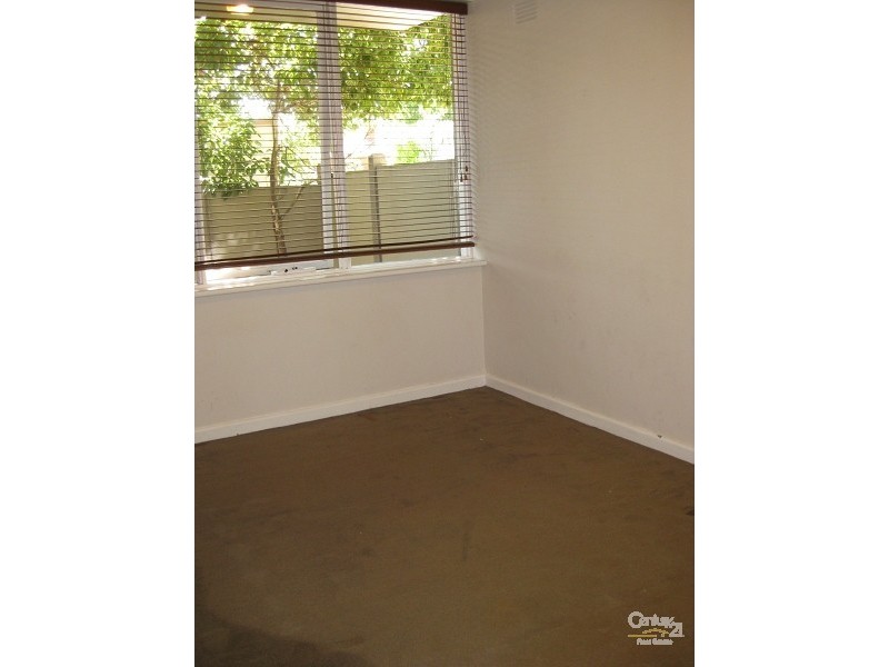 10/3-5 Coleridge Street, Elwood VIC 3184