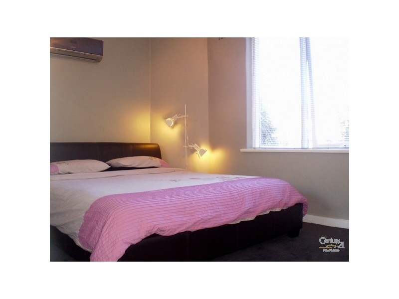 11/1 The Esplanade, St Kilda VIC 3182