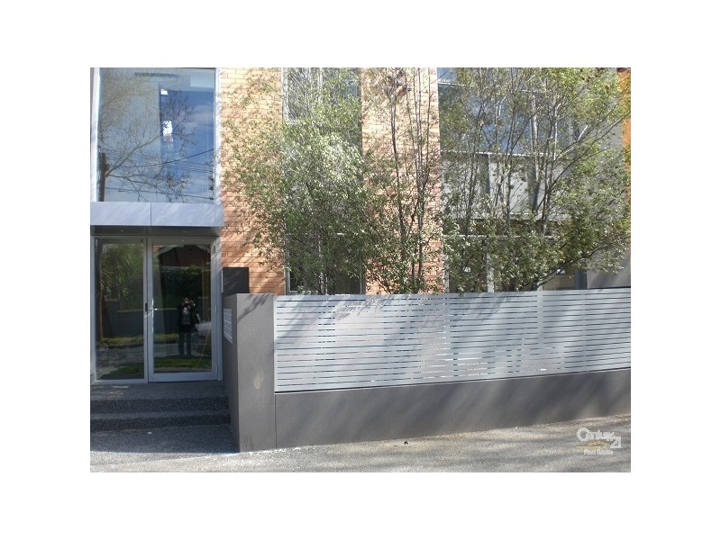 1/7 Ravens Grove, St Kilda East VIC 3183
