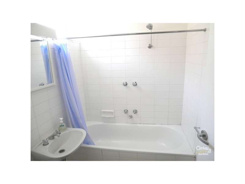 2/43 Park Street, St Kilda West VIC 3182