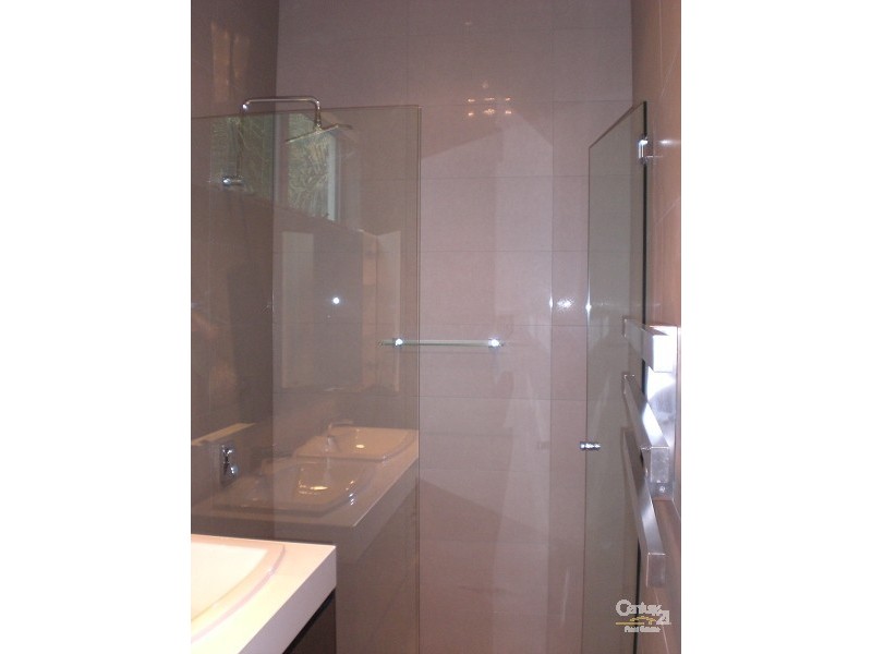 4/10 Marine Parade, St Kilda VIC 3182