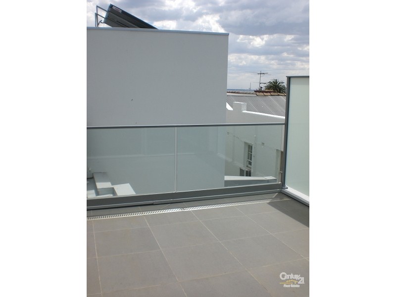 4/10 Marine Parade, St Kilda VIC 3182