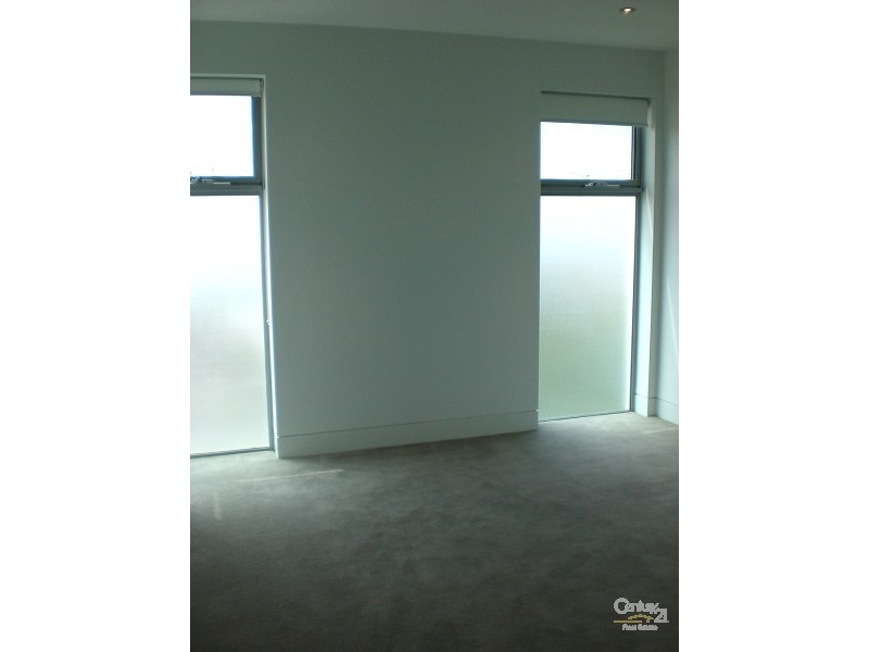 4/10 Marine Parade, St Kilda VIC 3182