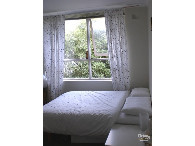 4/23 Bendigo Avenue, Elwood VIC 3184