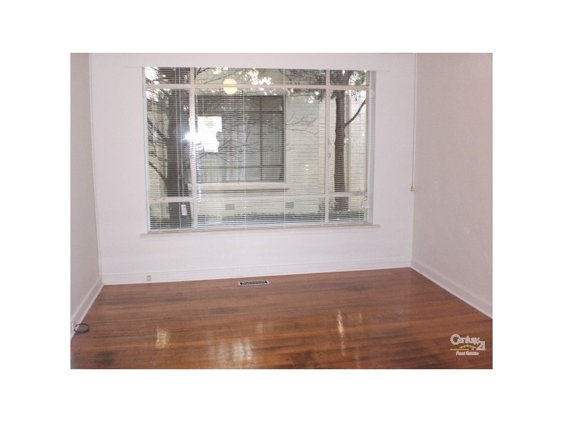 18/30 Balaclava Road, St Kilda East VIC 3183