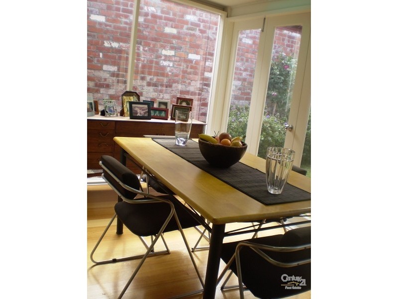 30 Evelyn Street, St Kilda East VIC 3183