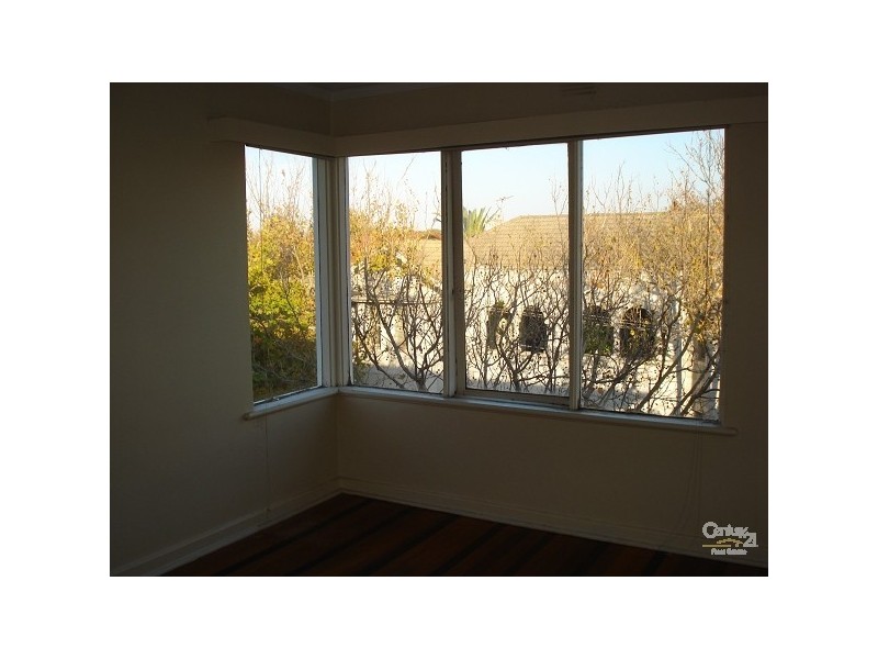 4/1 Tiuna Grove, Elwood VIC 3184