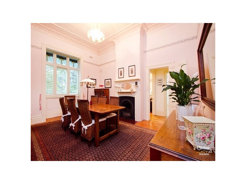 36 Ormond Road, Elwood VIC 3184