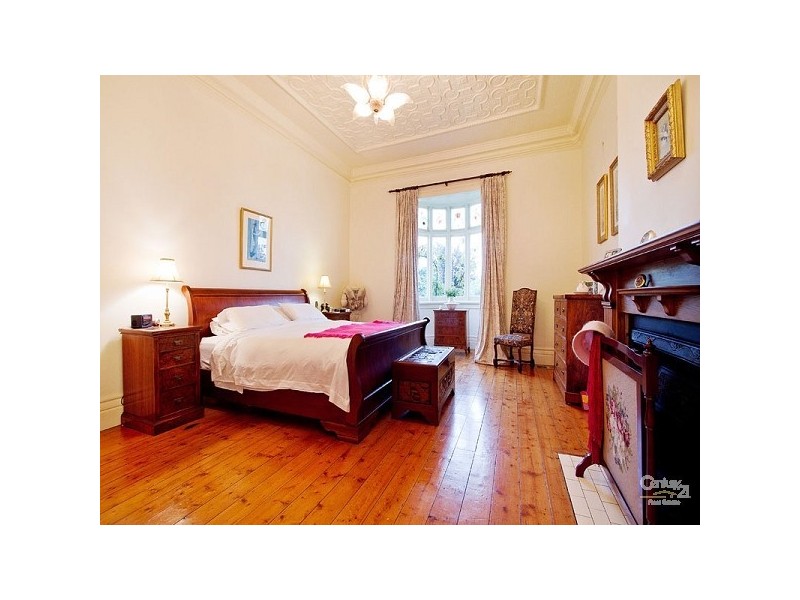 36 Ormond Road, Elwood VIC 3184