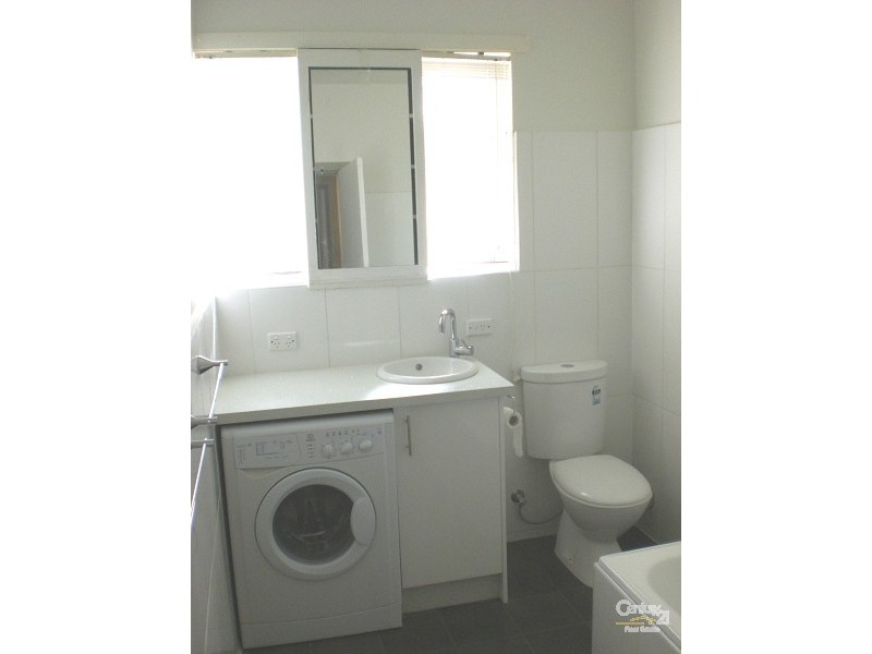 18/30 Balaclava Road, St Kilda East VIC 3183