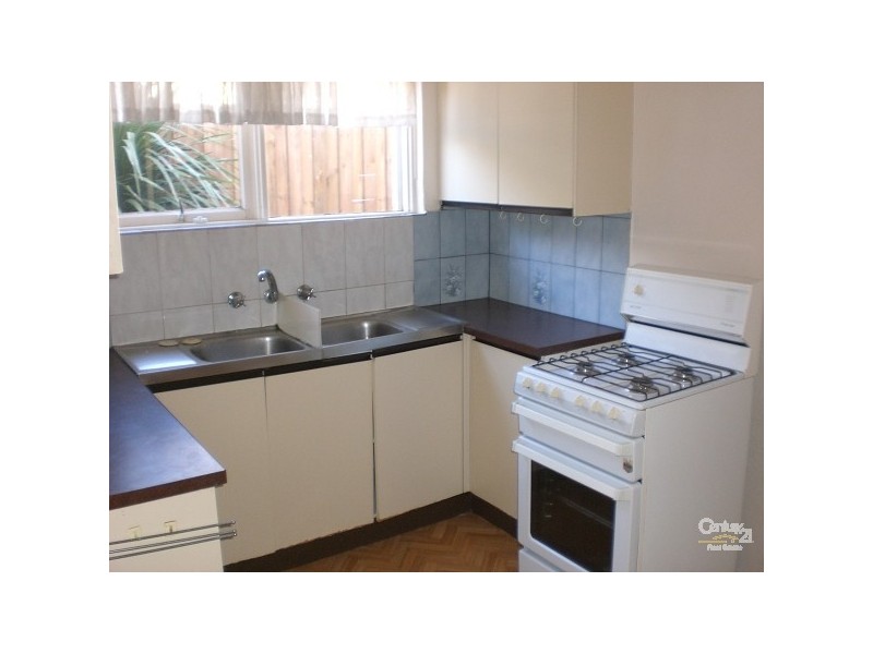 7/11 Balaclava Road, St Kilda East VIC 3183