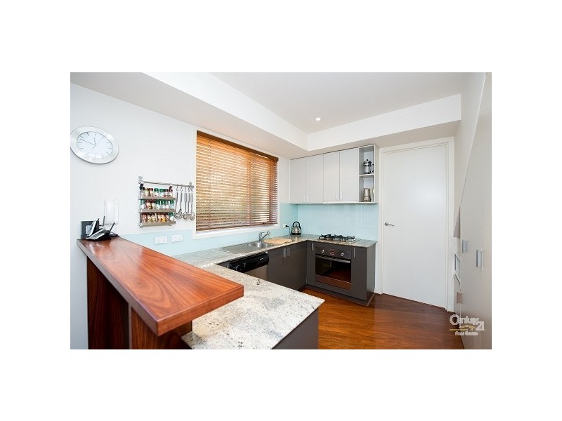 5A Sunhill Court, St Kilda East VIC 3183