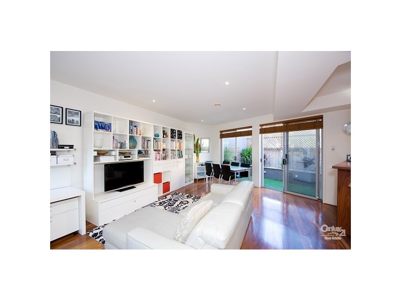 5A Sunhill Court, St Kilda East VIC 3183