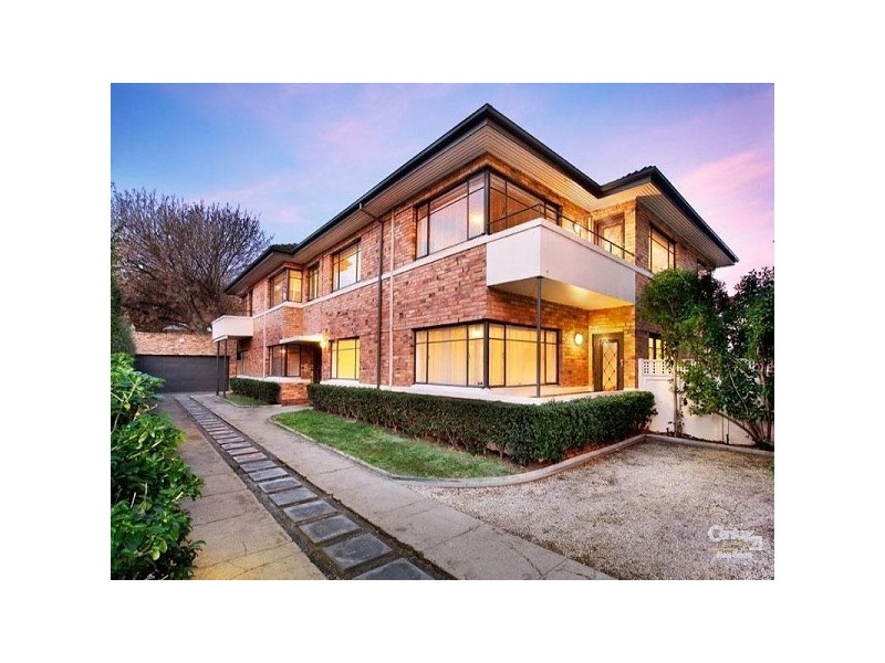 3/27 Ruskin Street, Elwood VIC 3184