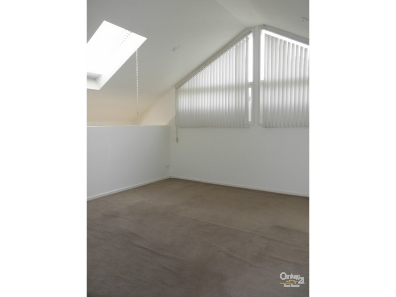 3/33-35 The Avenue, St Kilda East VIC 3183