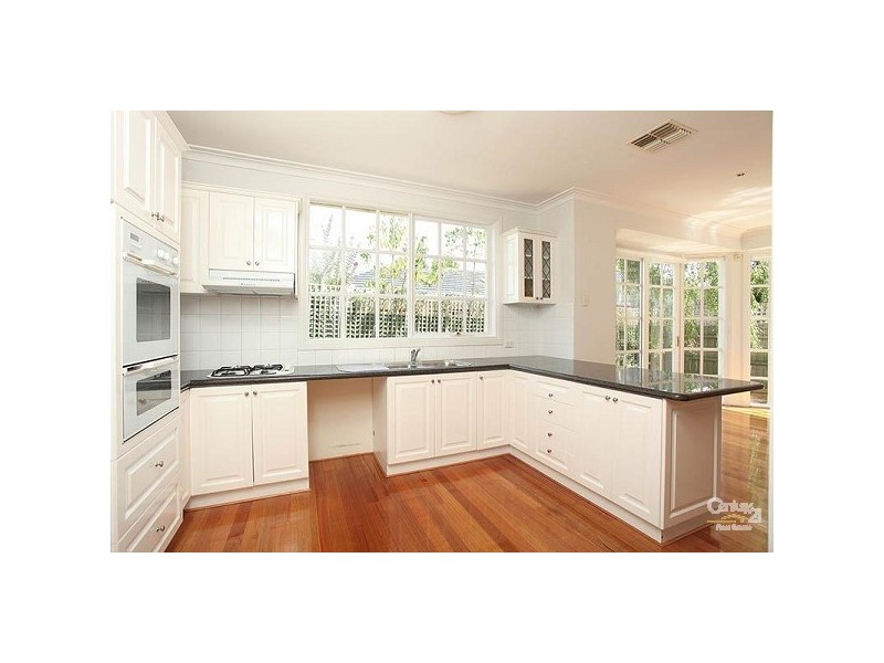 2/206 Orrong Road, Caulfield North VIC 3161