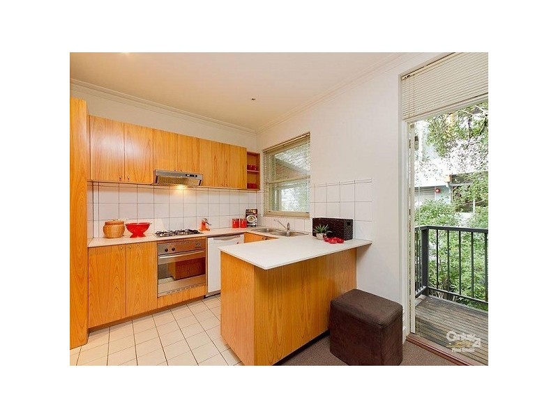 3/50 Fitzroy Street, St Kilda VIC 3182