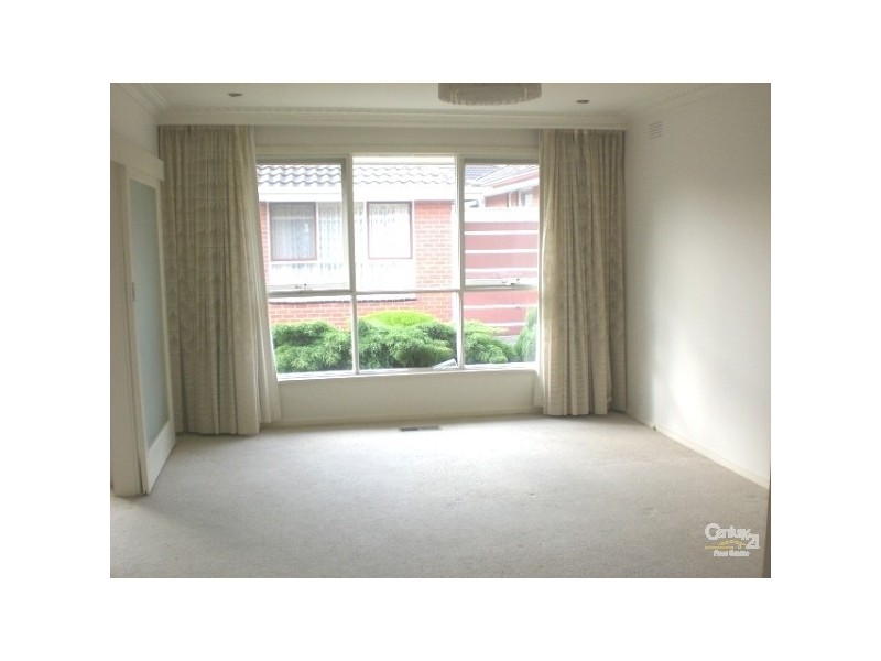 2/26 Emma Street, Caulfield South VIC 3162