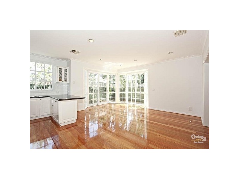 2/206 Orrong Road, Caulfield North VIC 3161
