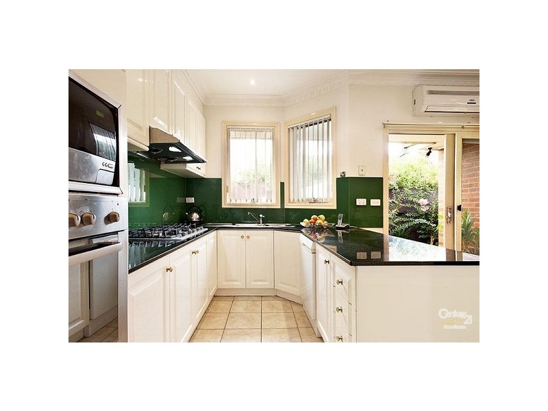 2/2 Wilgra Street, Caulfield VIC 3162