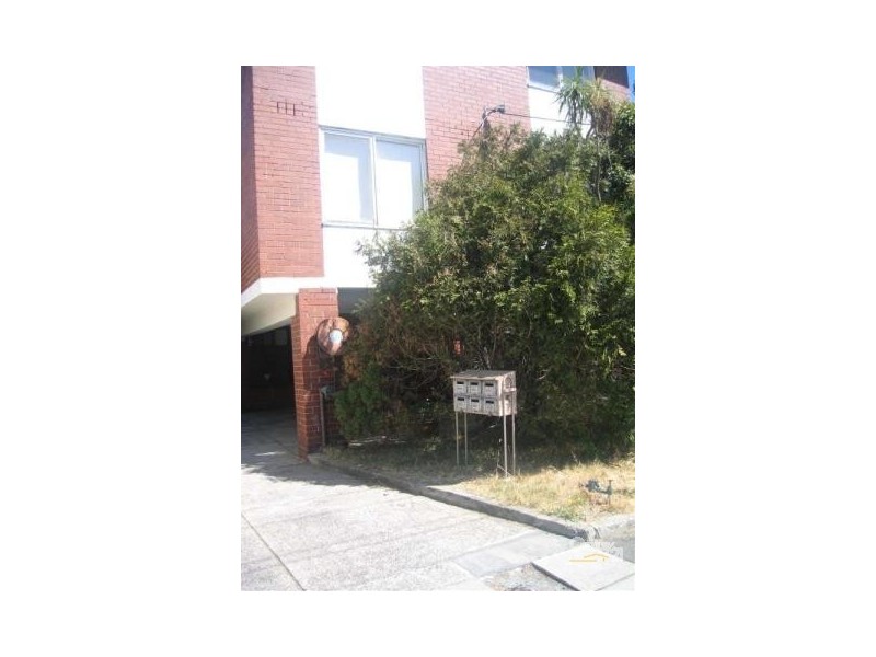 3/5 Rainsford Street, Elwood VIC 3184