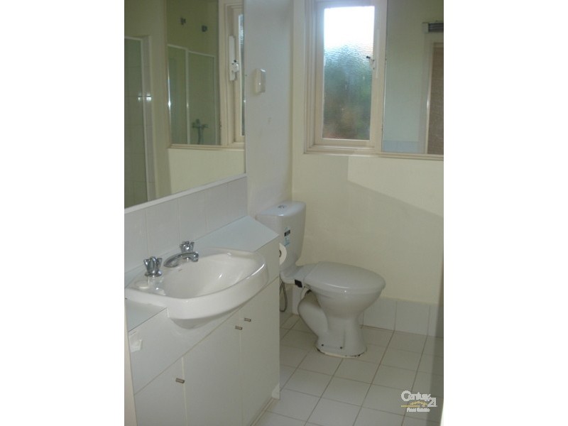 6/4 Hartpury Avenue, Elwood VIC 3184