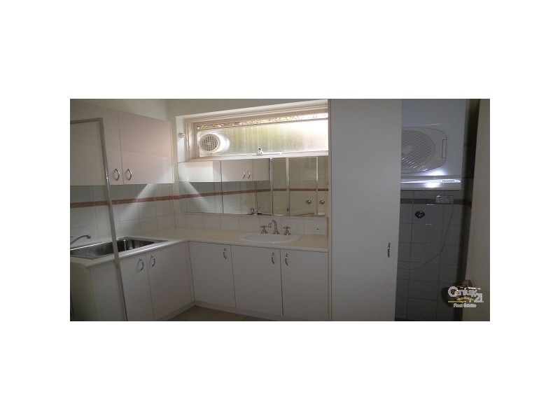 3/491 St Kilda Street, Elwood VIC 3184