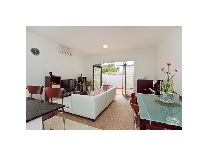 3/24 The Avenue, St Kilda East VIC 3183