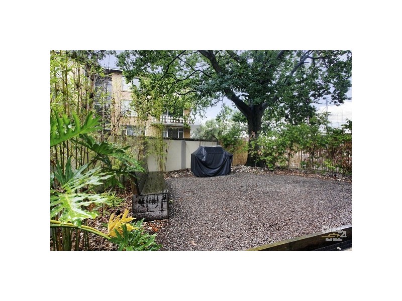 6/321 Orrong Road, St Kilda East VIC 3183