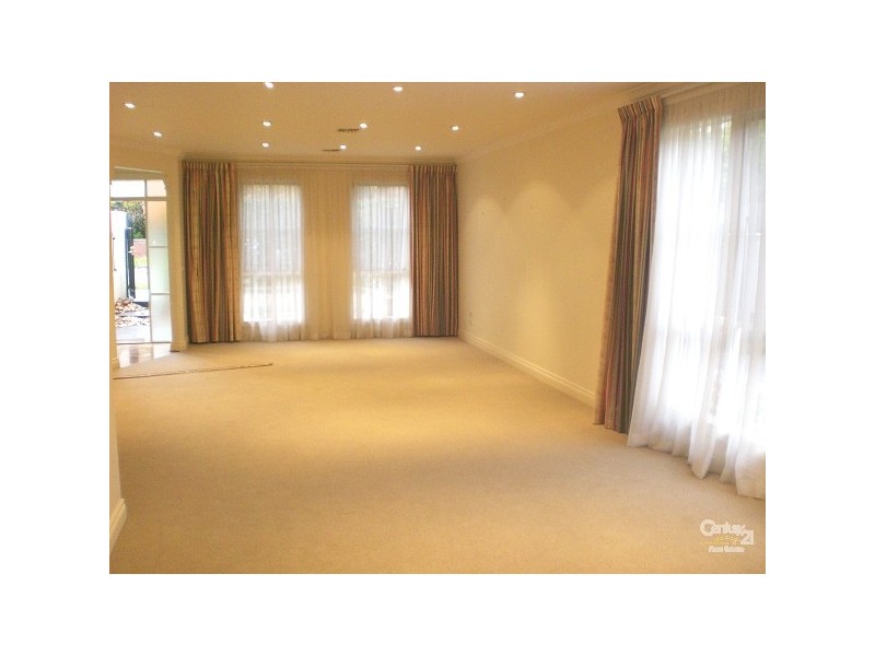 1/5 Marriott Street, Caulfield VIC 3162