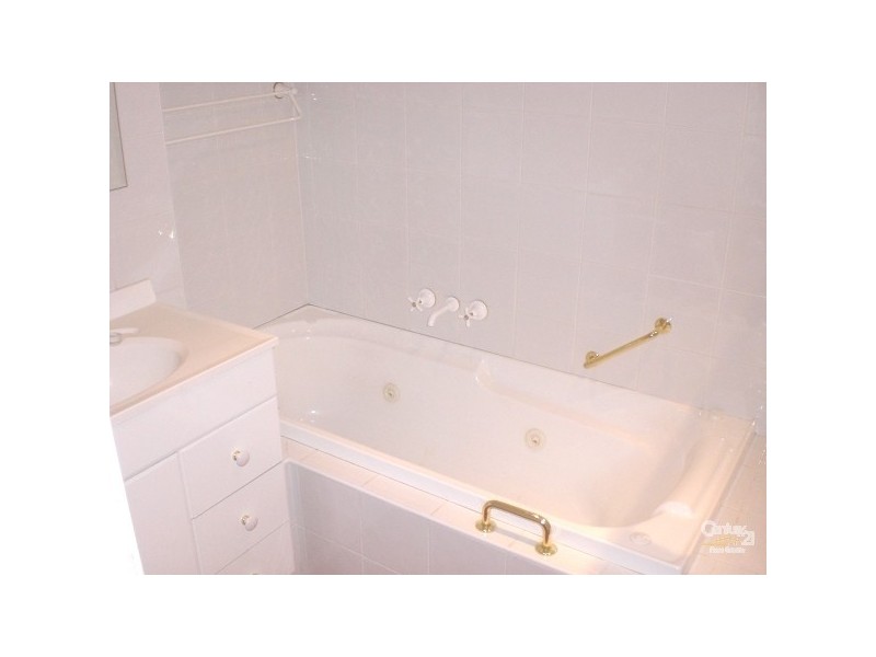 1/5 Marriott Street, Caulfield VIC 3162