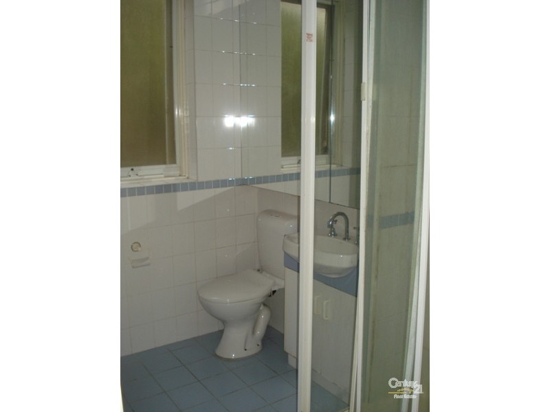 22/4 Alfred Square, St Kilda VIC 3182