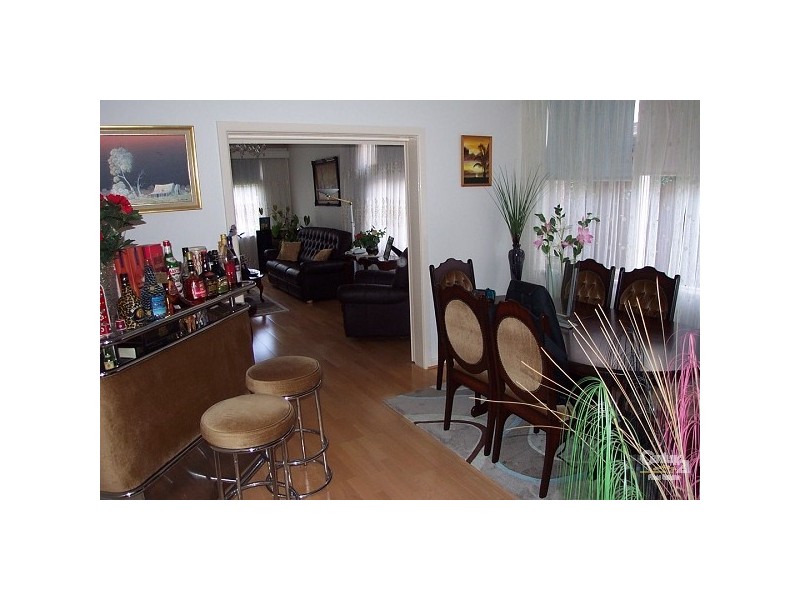 117 Bambra Road, Caulfield VIC 3162