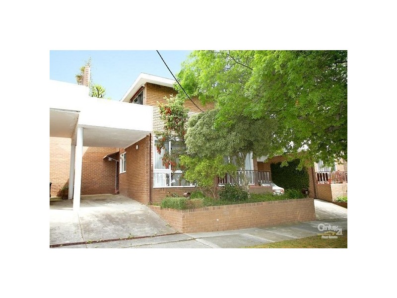 2/69 Windella Avenue, Kew East VIC 3102