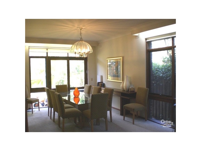 36 Melby Avenue, St Kilda East VIC 3183