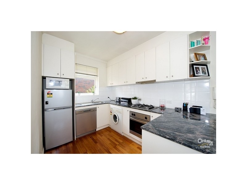 4/40 Gourlay Street, St Kilda East VIC 3183