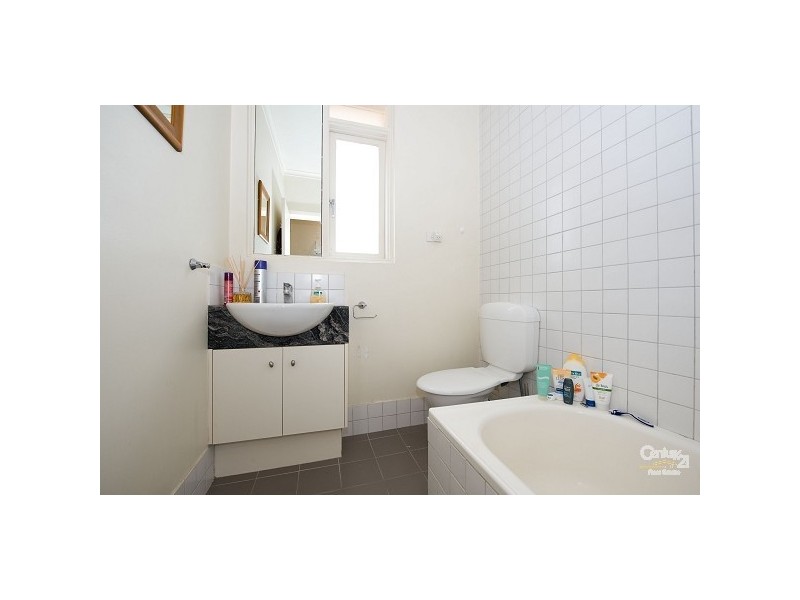 4/40 Gourlay Street, St Kilda East VIC 3183