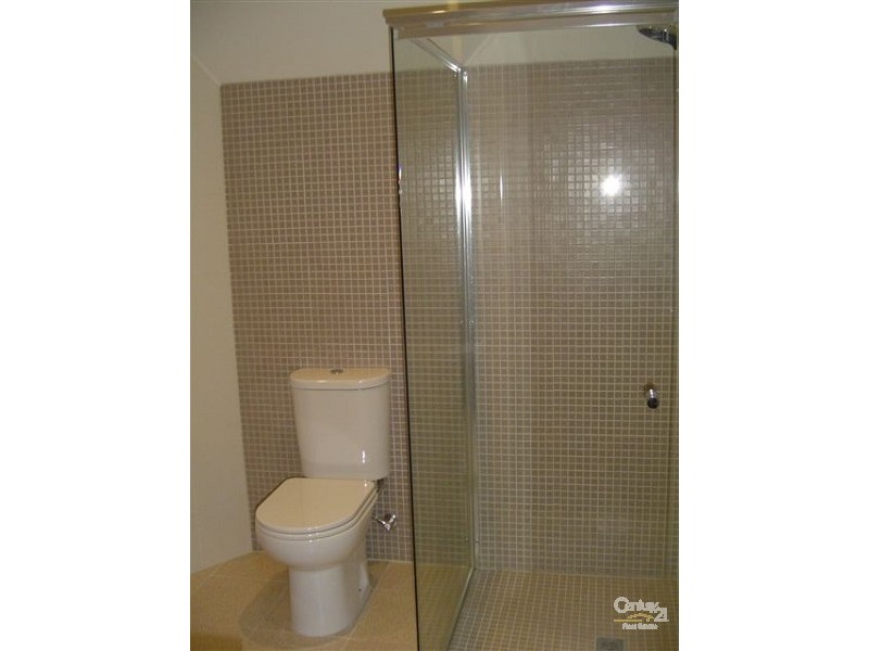 3/246 Barkly Street, St Kilda VIC 3182